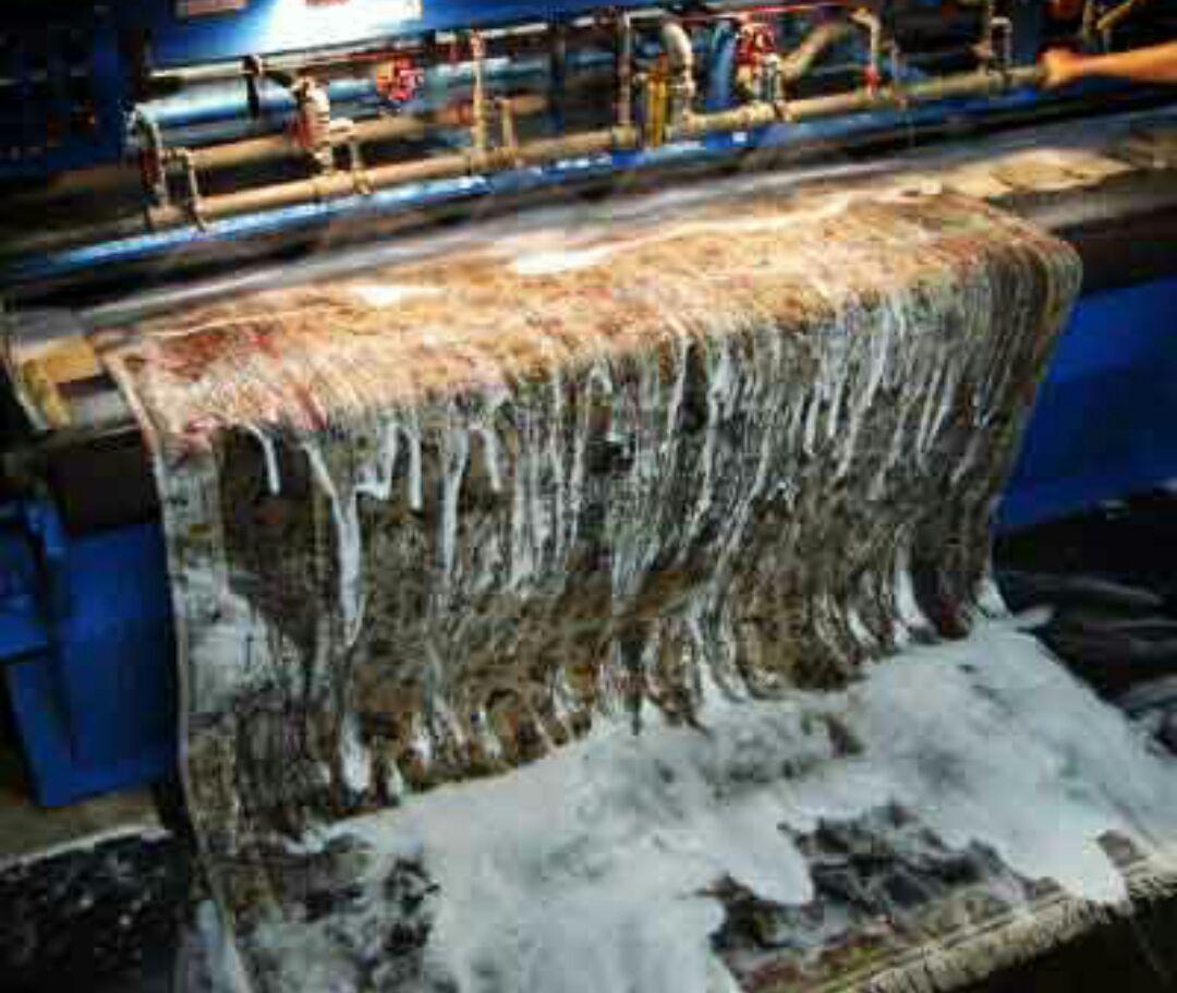 قالیشویی در باغستان کرج